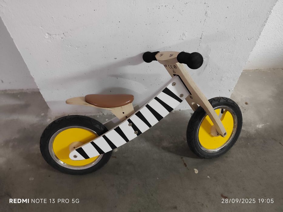 Bicicleta sem pedais para Criança