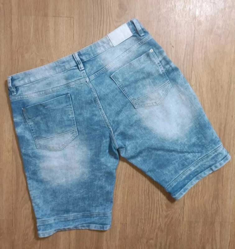 Southpole spodenki jeansowe elastyczne streetwear z przetarciami 34