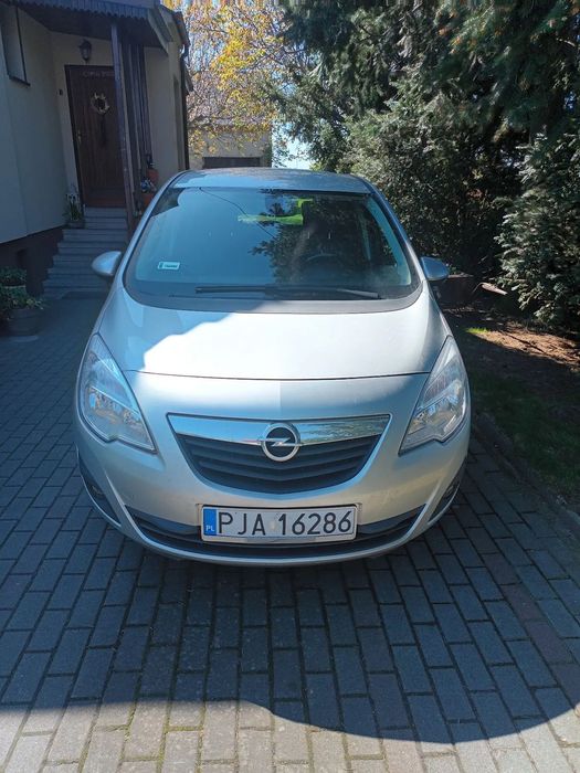 Opel Meriva Sprzedam Opla Merivę 2011 r.