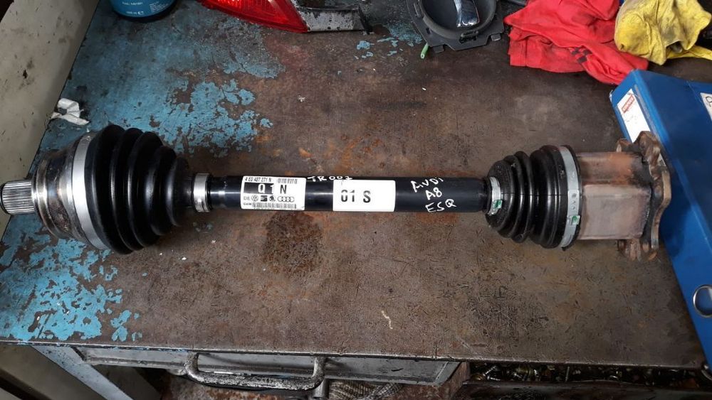 AUDI A8 TRANSMISSÃO ESQUERDA - TR001