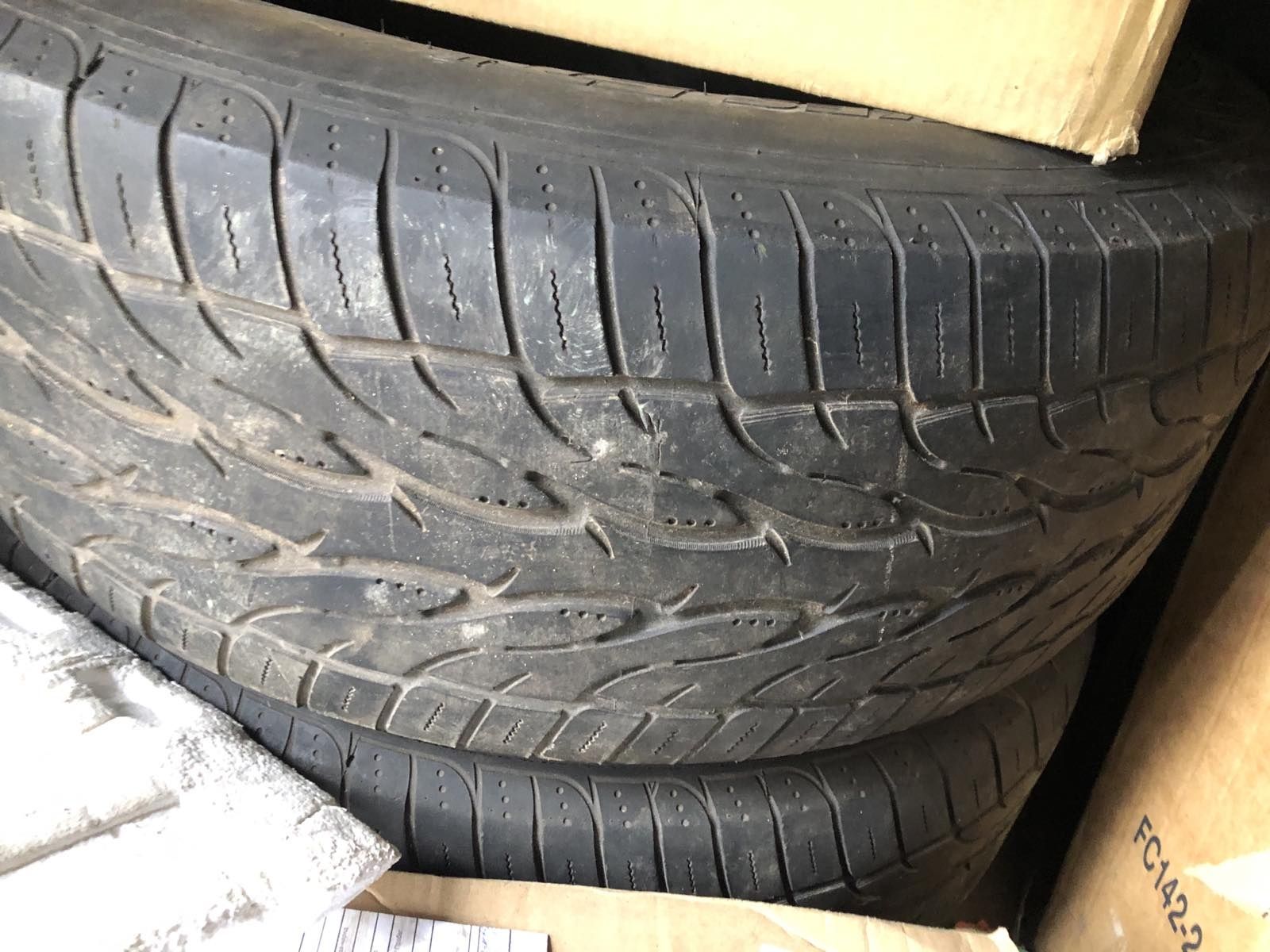 Шины летние 285/60 r18 Toyo Proxes st2 2012 год