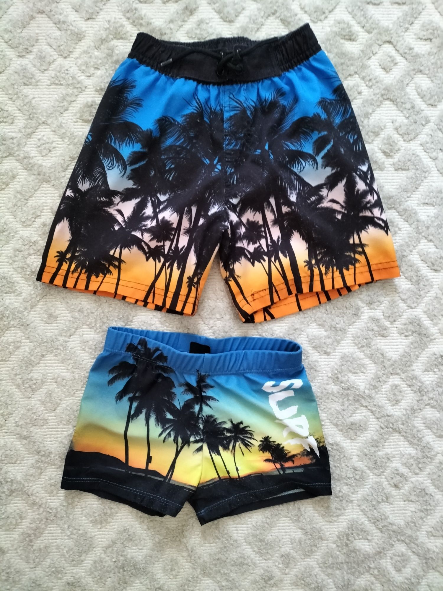 Conjunto de 2 calções de banho