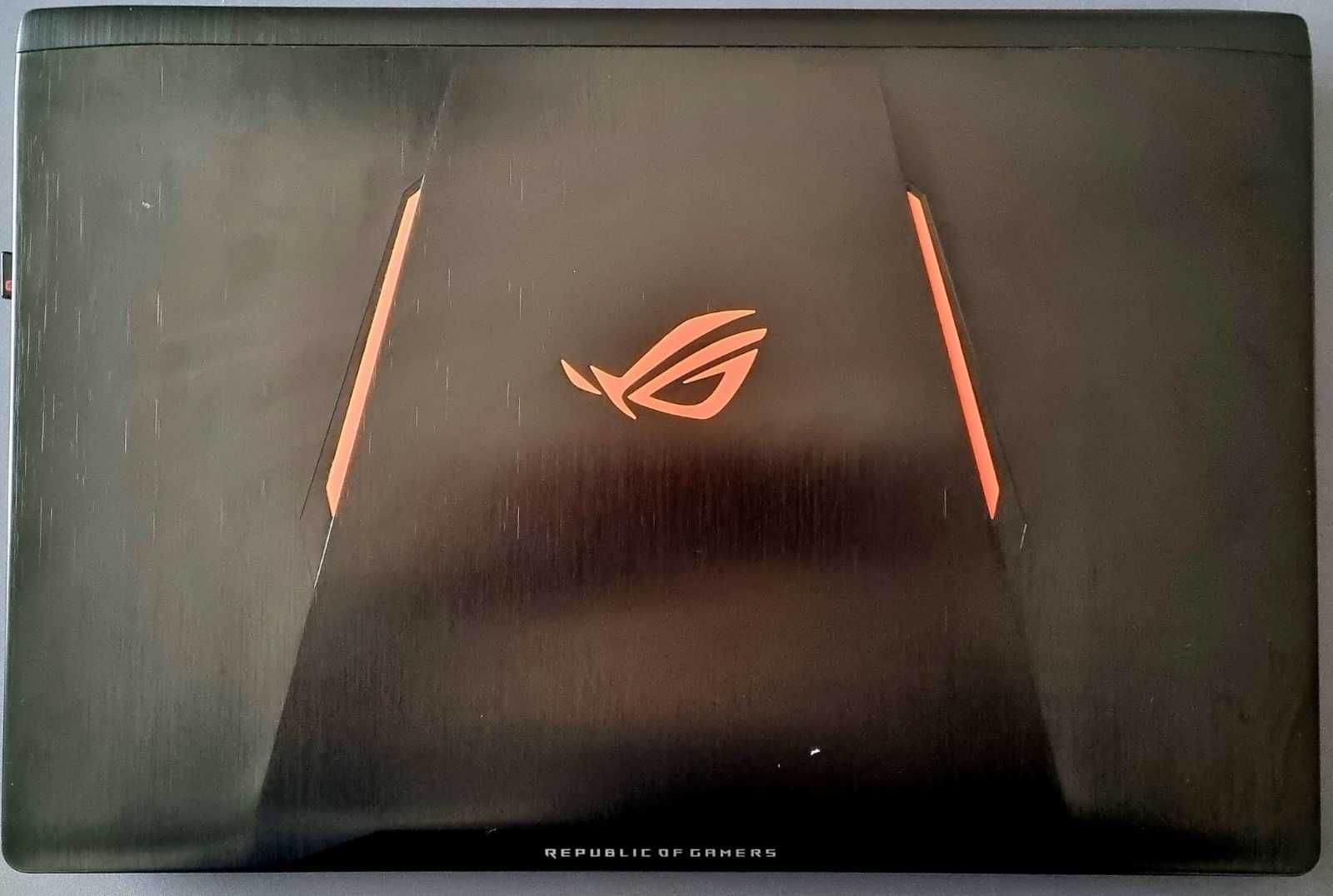 Portátil Gaming ASUS ROG Strix GL553V com muito pouco uso - não jogos!
