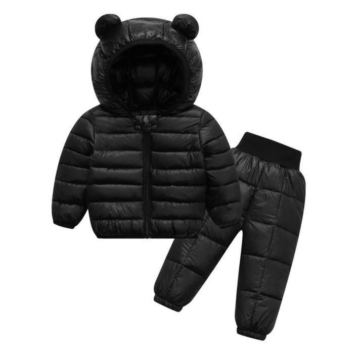 Демисезонный  костюм ( курточка и штаны)