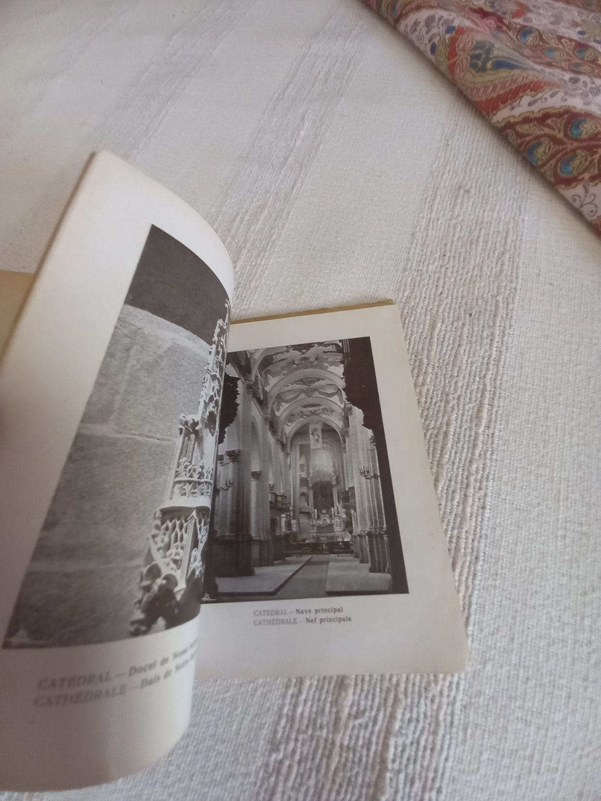 Livro antigo sobre Braga