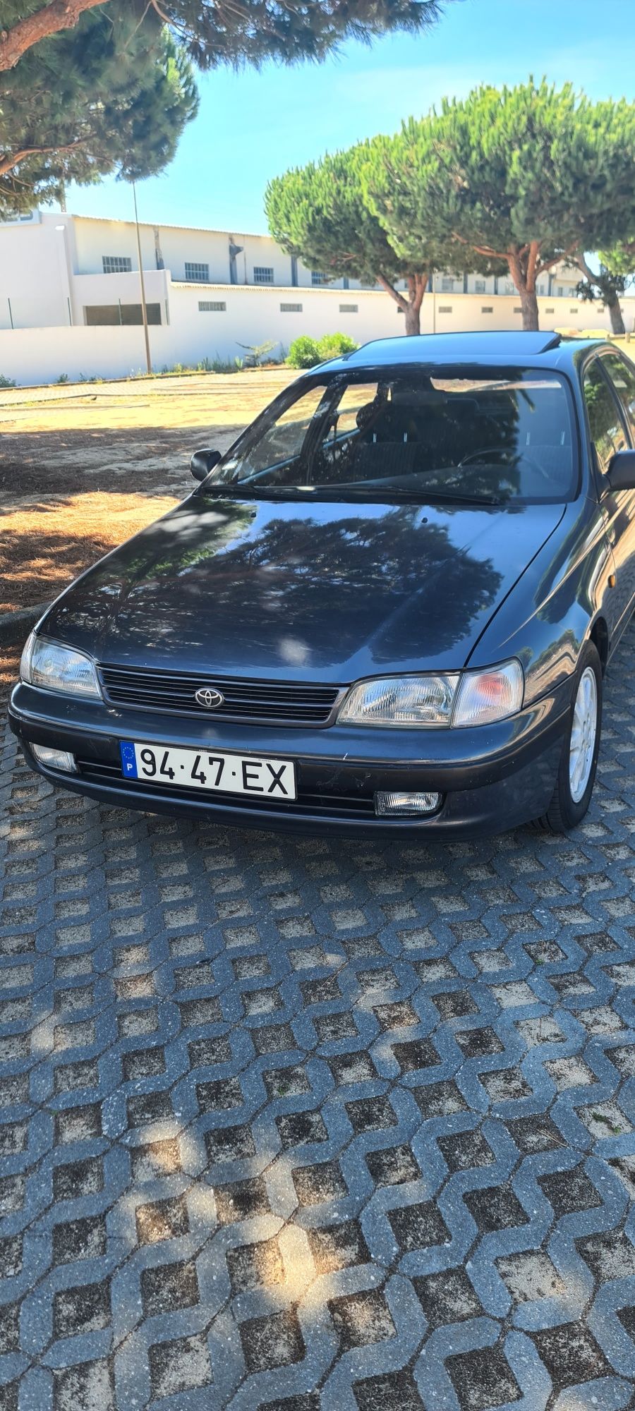 Toyota carina e gti