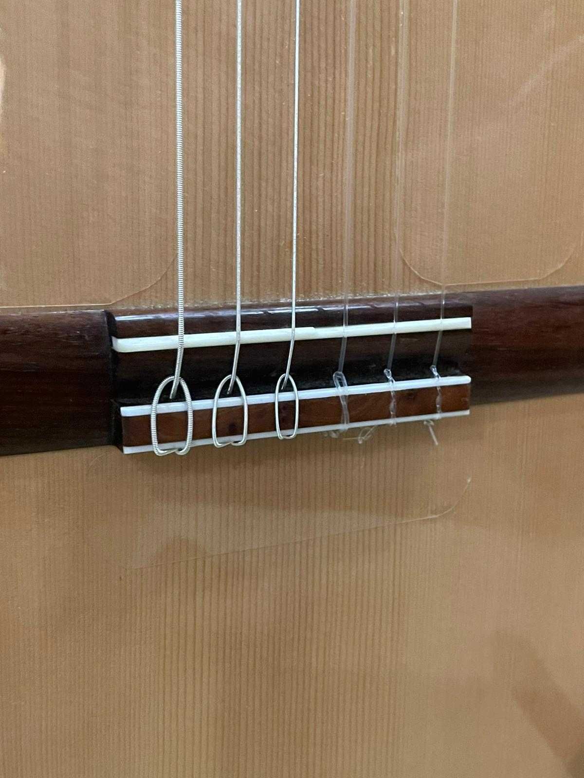 Guitarra de concerto James Lister