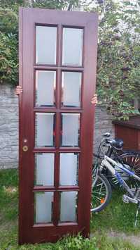 Drzwi wewnętrzne drewniane z ościeżnicami