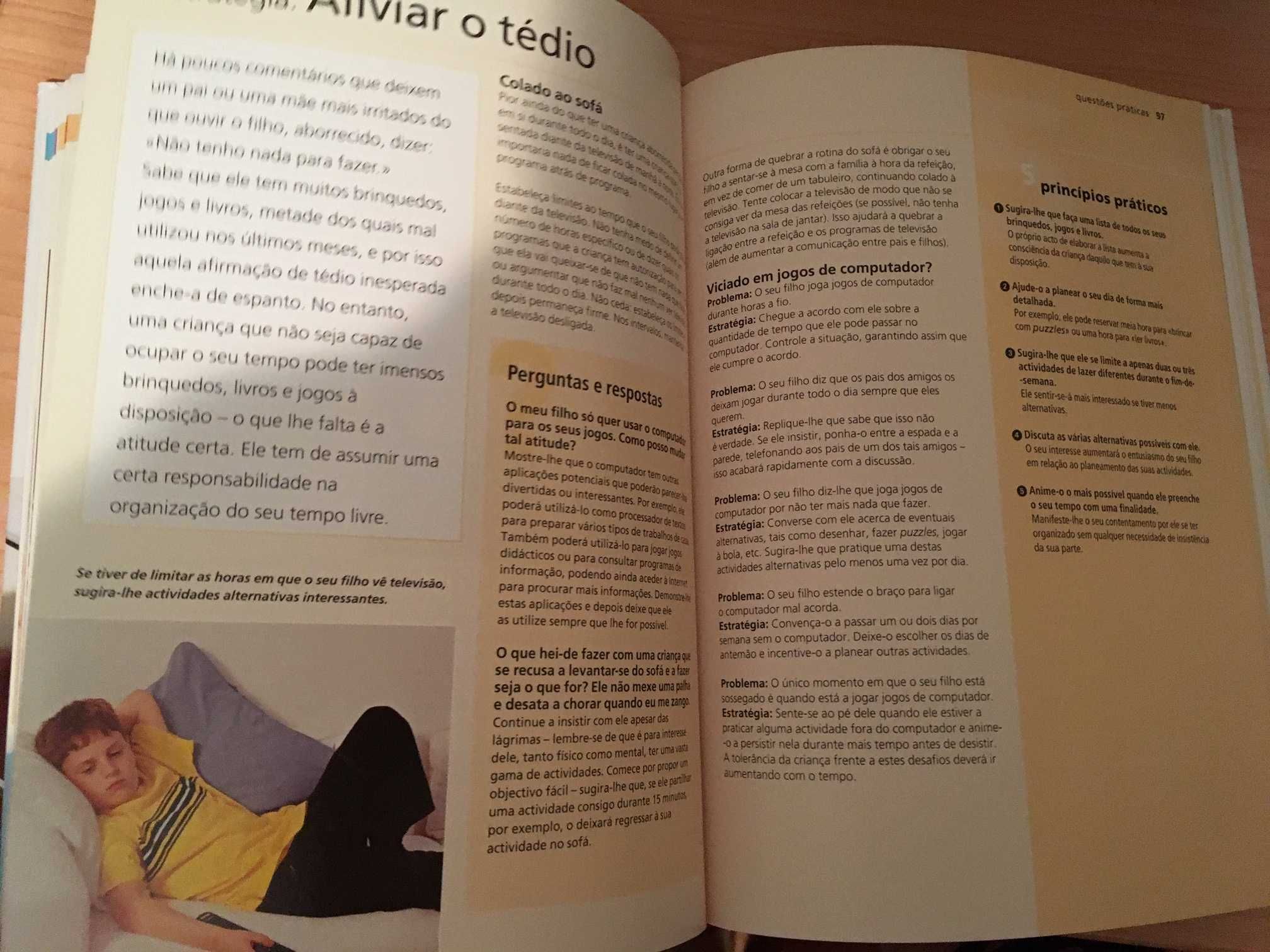 Livro "Porque é que os Miúdos se portam assim?" de Richard C. Woolfson