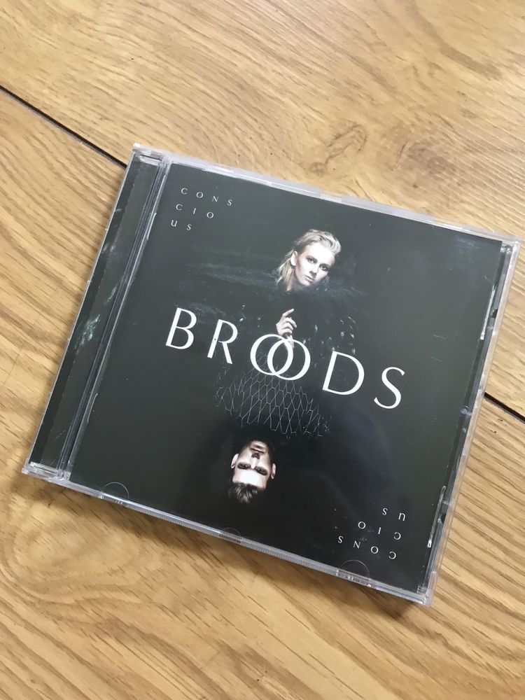 BROODS - Conscious