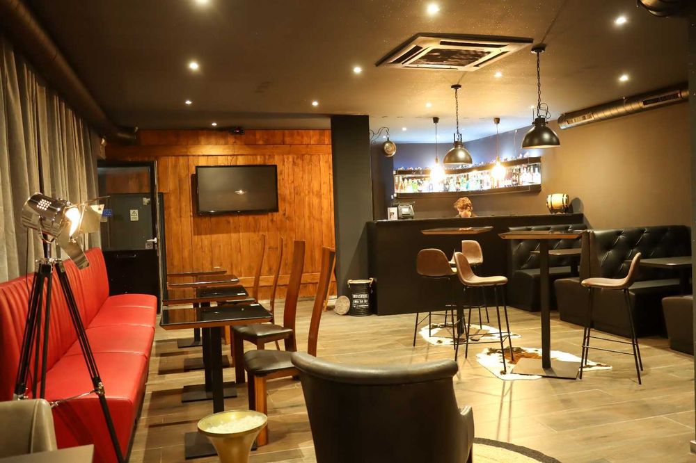 Trespasse urgente – restaurante com lucro comprovado e renda baixa!