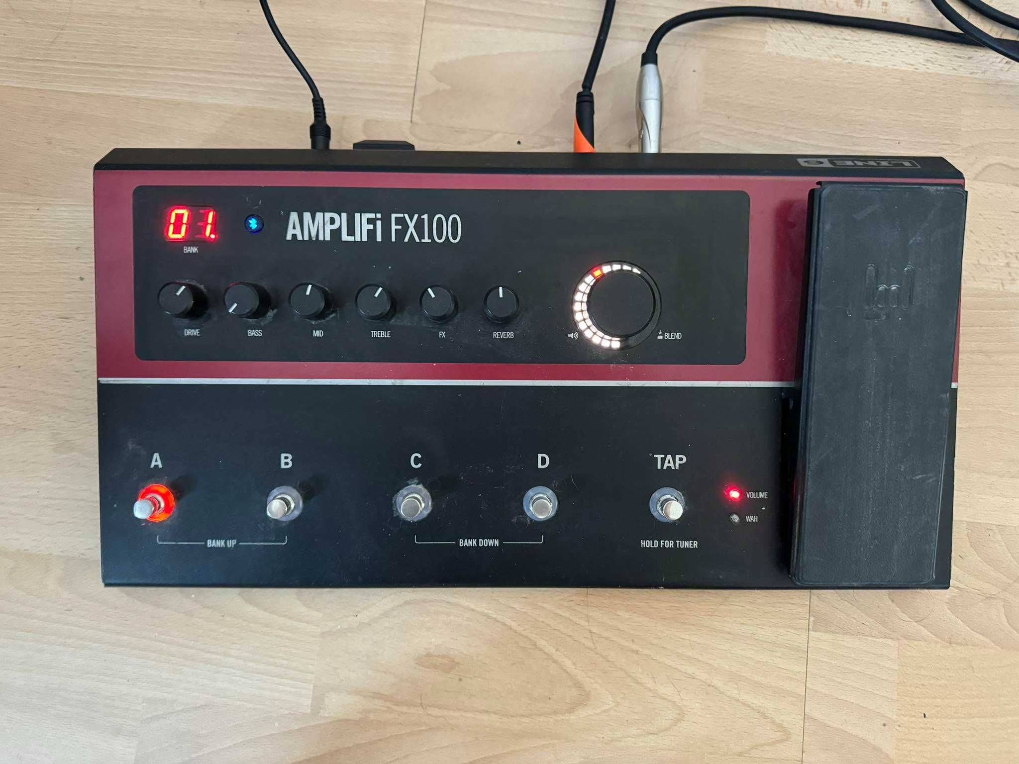 Multi efekt gitarowy line 6 Amplifi fx 100 (procesor)