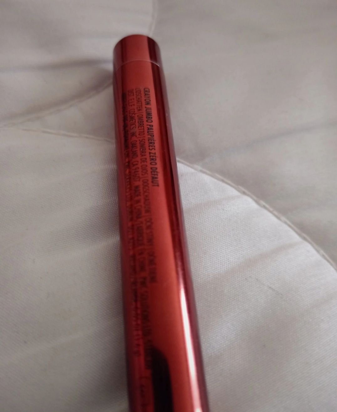 E.L.F  No Budge Shadow Stick