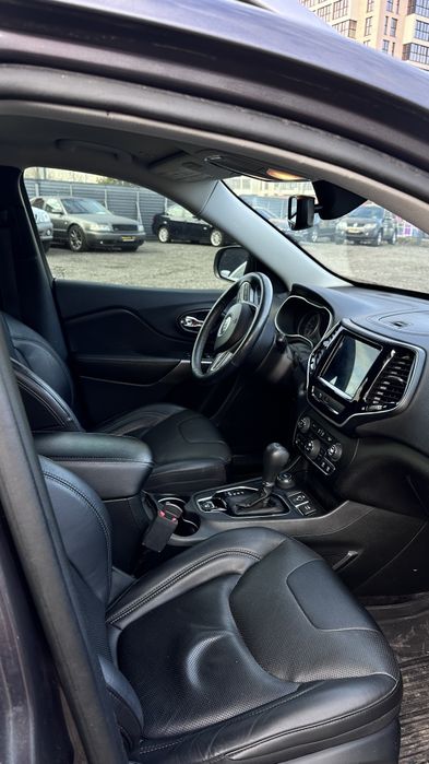 Jeep Cherokee Limited 2019 Charcoal 3.2L