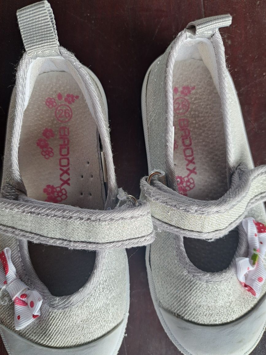 Trampki roz 26 Badoxx