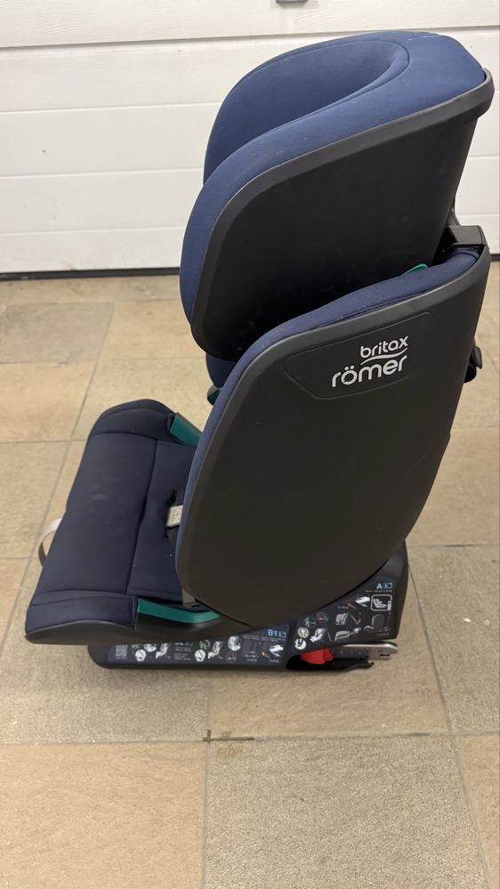 Britax-Romer Advansa-fix M i-Size fotelik 9-36