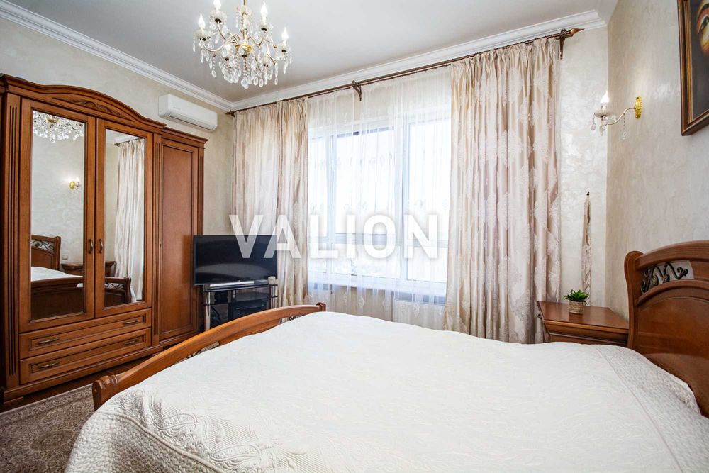 Продаж видової 2к квартири Зарічний,  Зарічна 1Б, м.Славутич, Осокорки