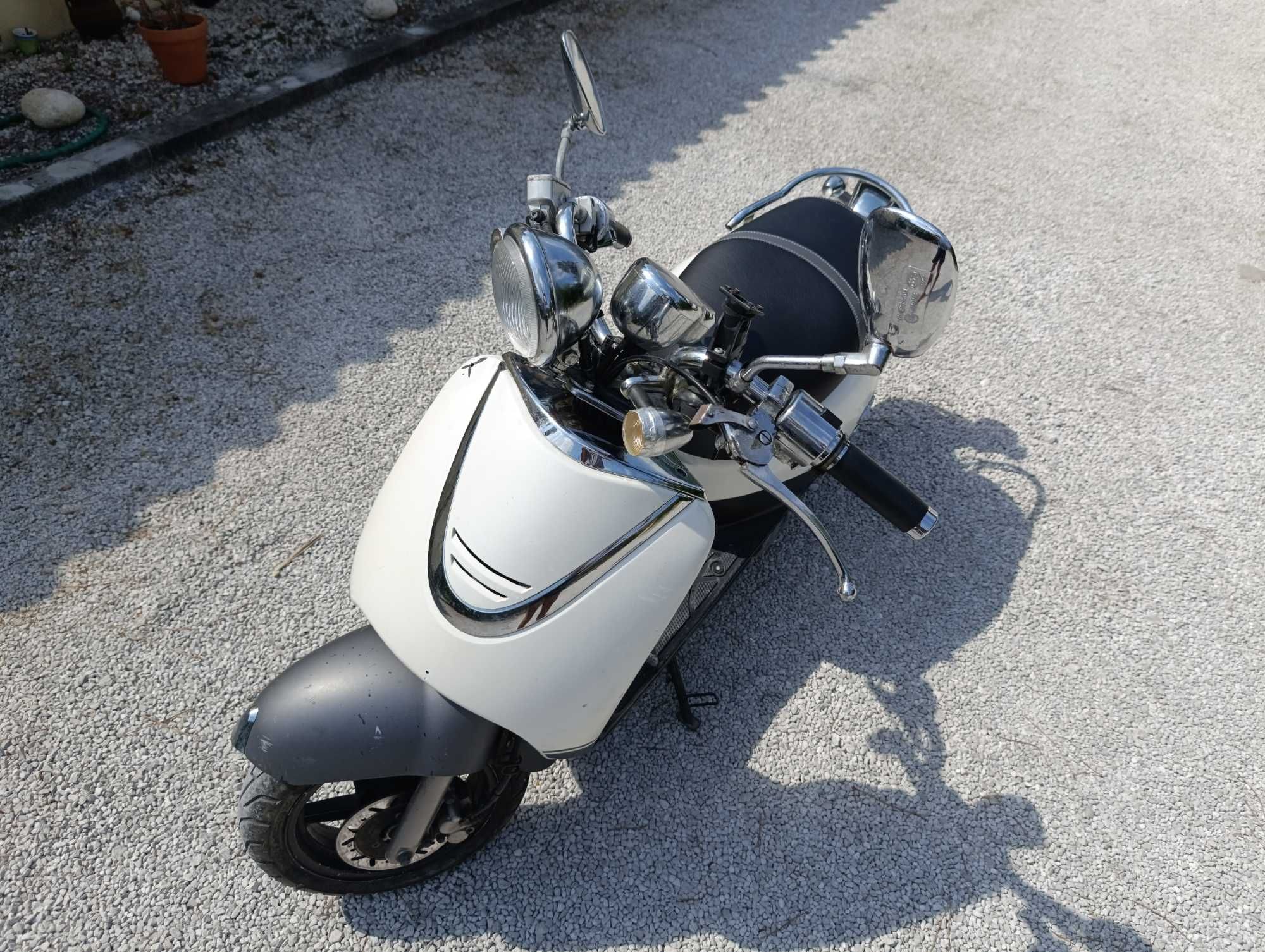 Sym allo 125cc  "estilo Vespa"