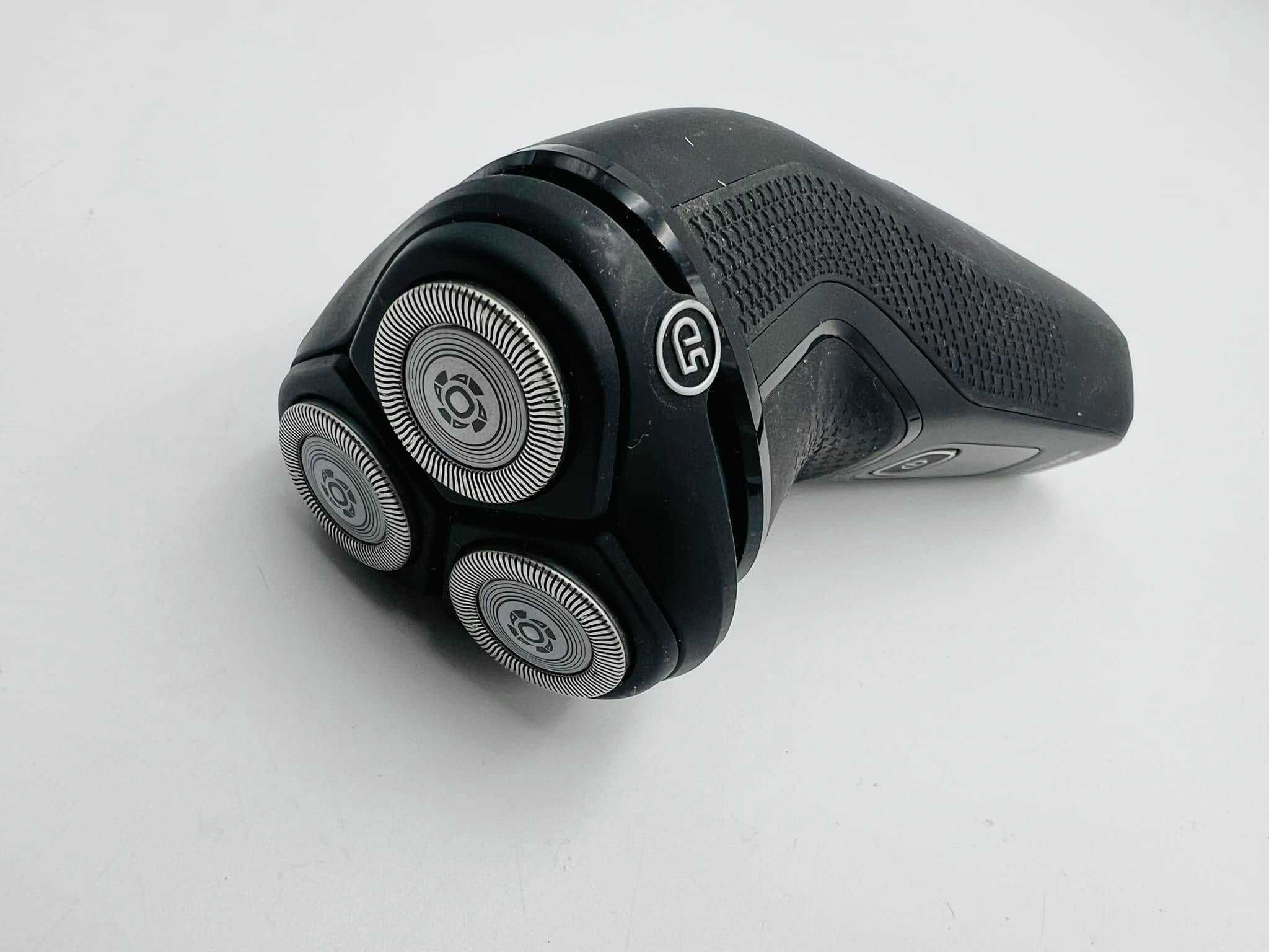 Golarka Philips Series 3000