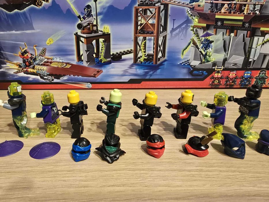 UNIKAT Lego NINJAGO Miasto Stiix 70732  -  100% KOMPLETNY  Z PUDEŁKIEM