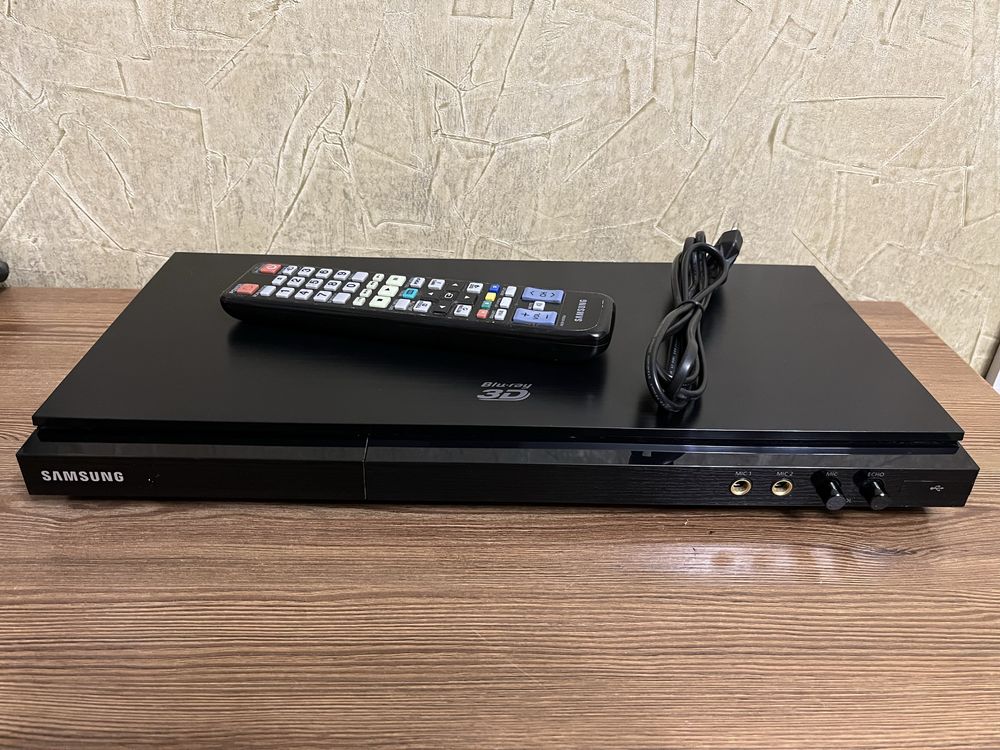 Samsung Blu-ray BD -D 5500K 3 D плеер