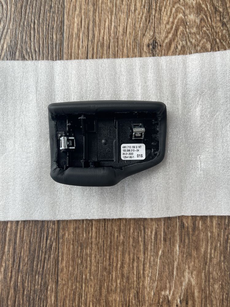 Накладка ручки АКПП Audi Q7 Q5 Q8 A5 A4 A6 A7 A8