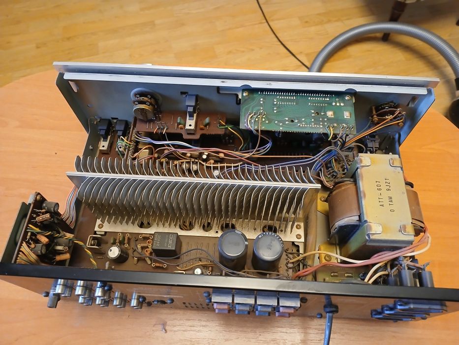 Підсилювач hi-fi Pioneer SA-608