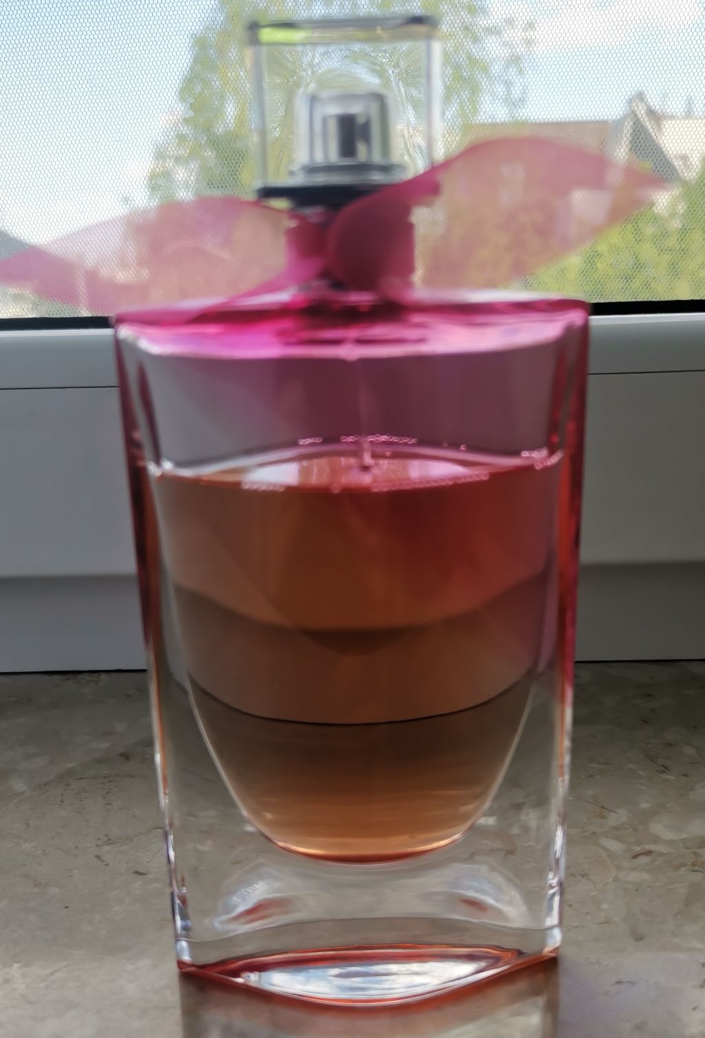 Sprzedam Lancome La vie est belle en rose 100ml z widocznym ubytkiem