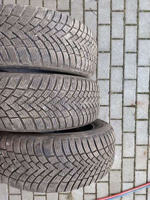 Barum Polaris 6 205/55/16 opony zimowe trzy sztuki