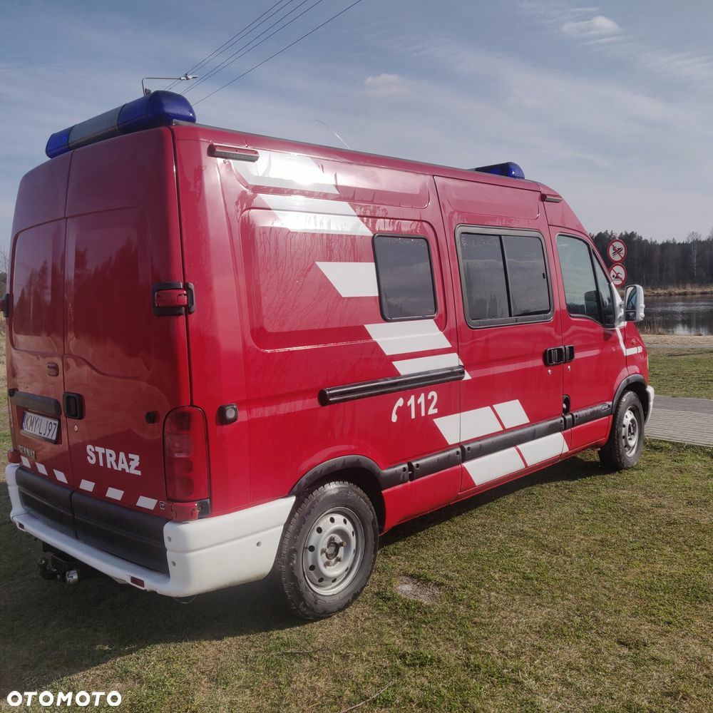 Renault Master kamper specjalny straż ITD 7 osobowe