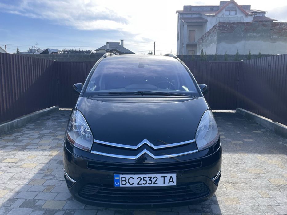 Авто сімейне велике шкіра дизель