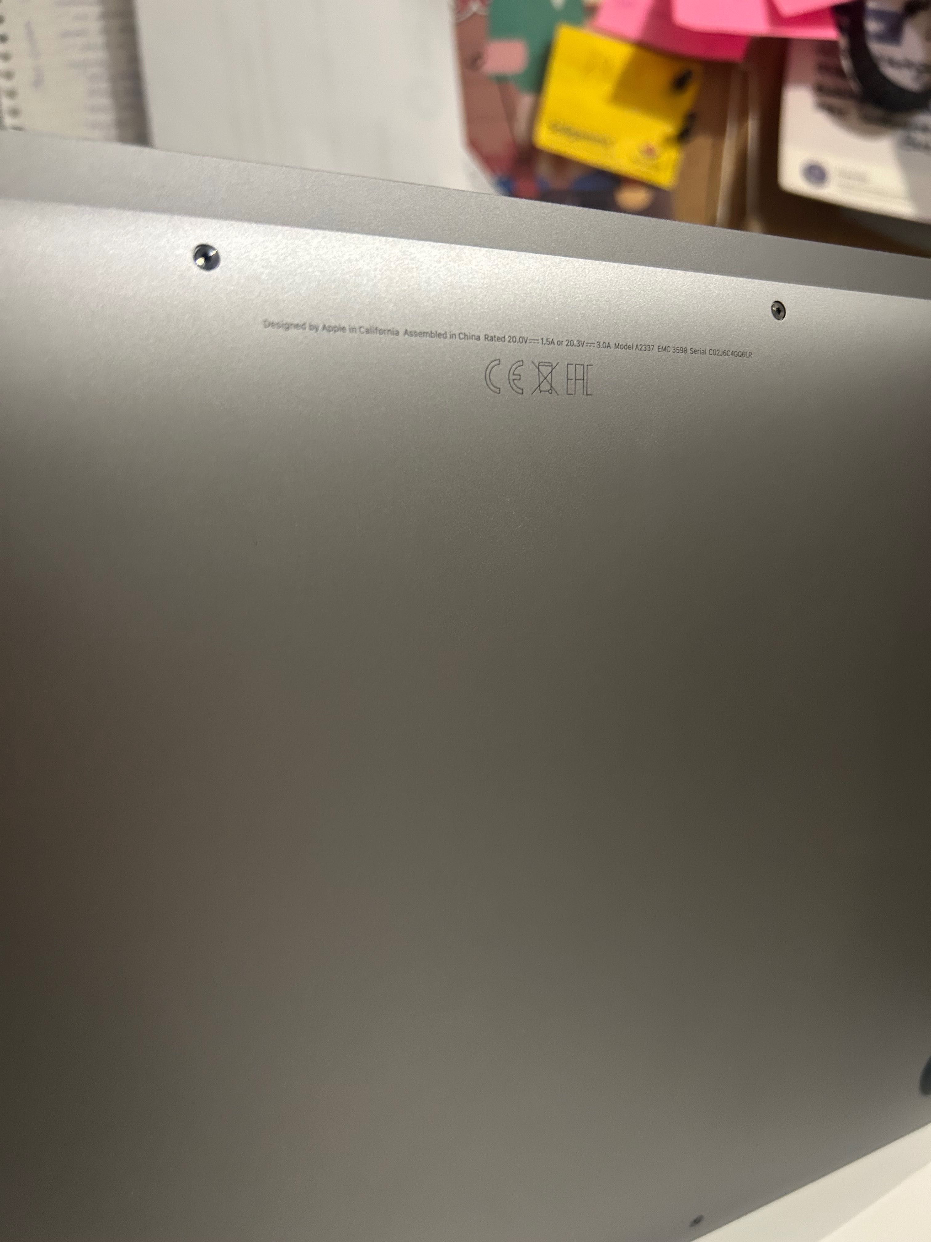 MacBook Air 2020 + Magic Mouse ZA DARMO