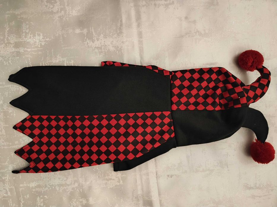 Roupa para Cão Estilo Joker – Preta e Vermelha - L