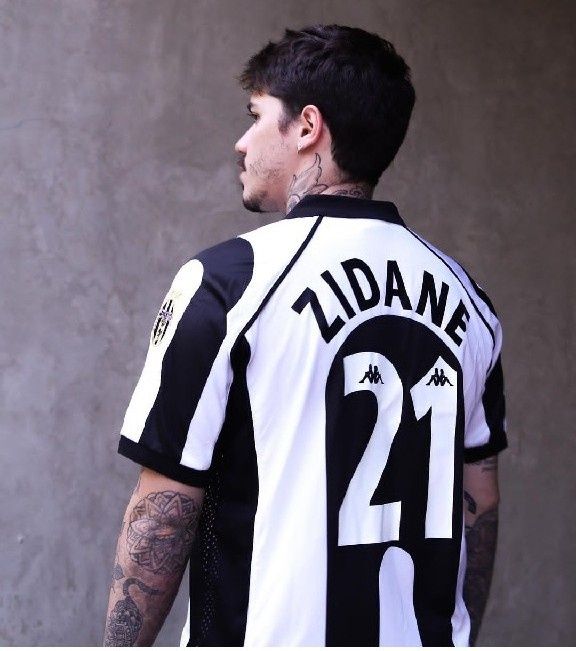 Juventus Turyn 1997/98 retro, nr 21 Zidane r.M nostalgia vintage Kappa