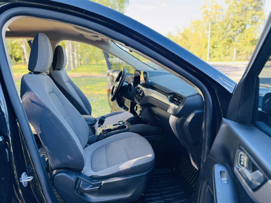Ford Kuga AWD Titanium