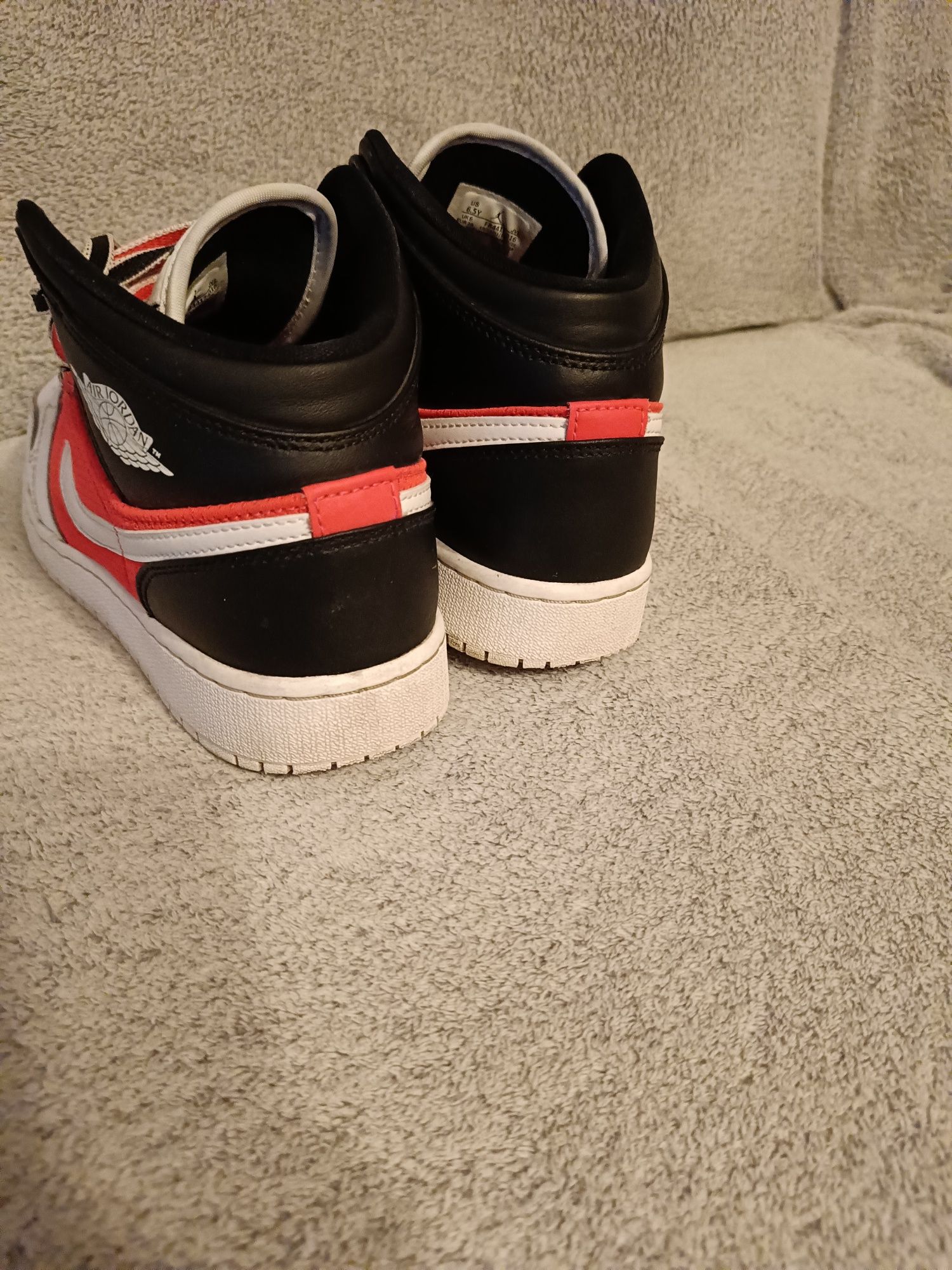 Buty Jordan 1 MID