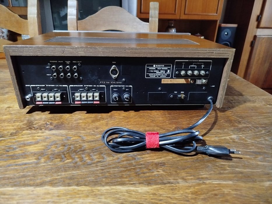 Receiver Sanyo DCX 2000