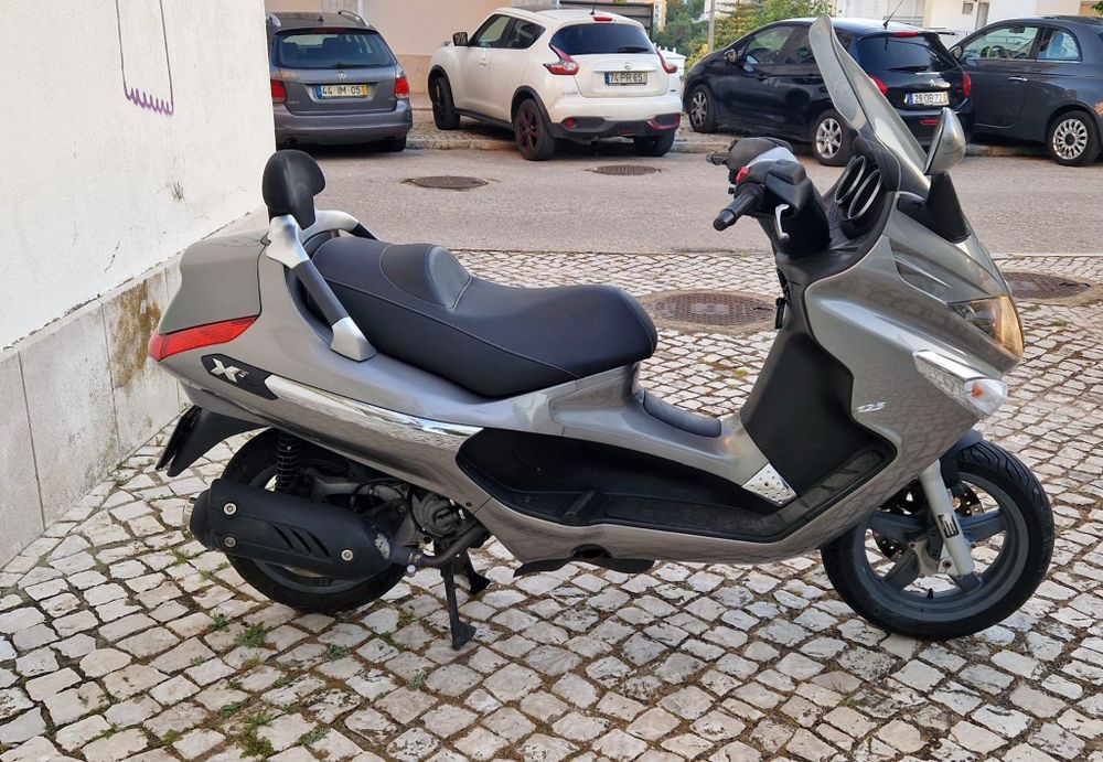 Mota de marca piaggio
