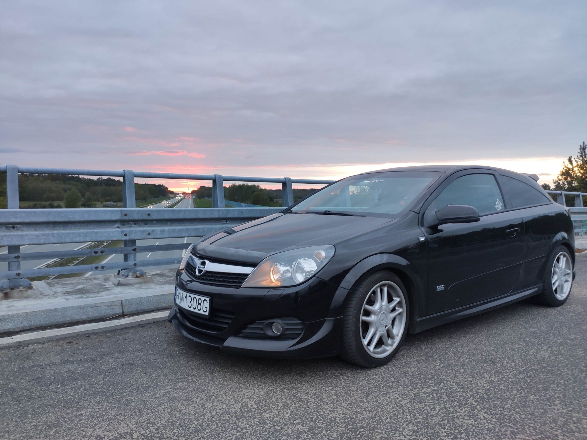 Opel Astra H GTC 1.8 • OPC Line • Custom zawieszenie & wydech