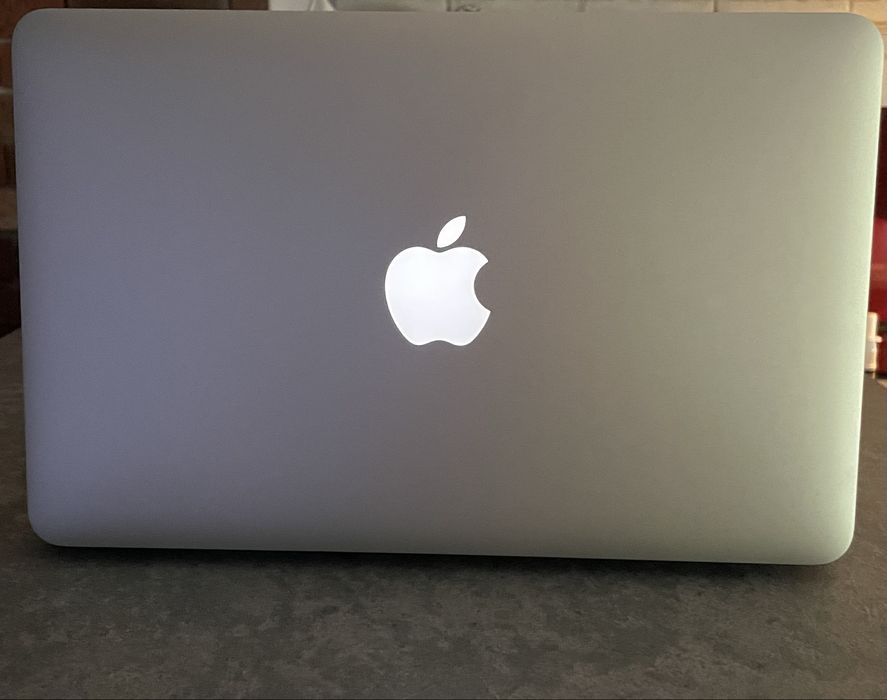 Ноутбук 11.6'' Macbook Air A1465 (i5 1.6GHz/4/128) Silver