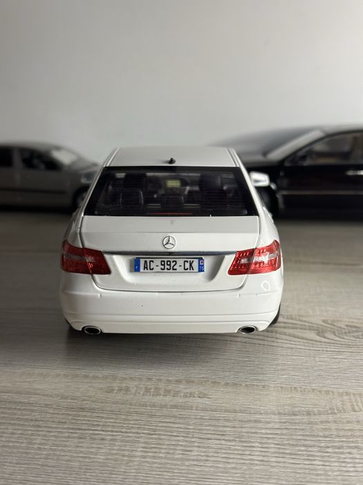 Mercedes w212 Minichaps 1.18