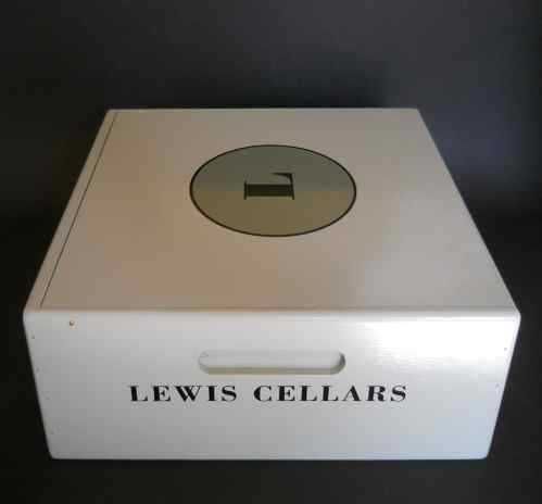 Ящик для вина или винных бутылок LEWIS CELLARS