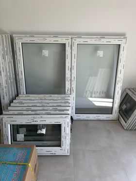 dwuskrzydłowe okno 1165 x 1135 mm R+RU białe od ręki