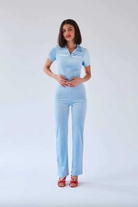 Оксамитовий блакитний комбінезон peachy den catssuit