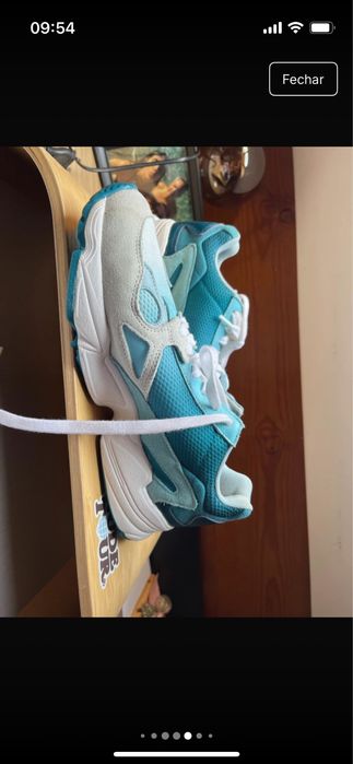 Adidas Falcon degradê azul