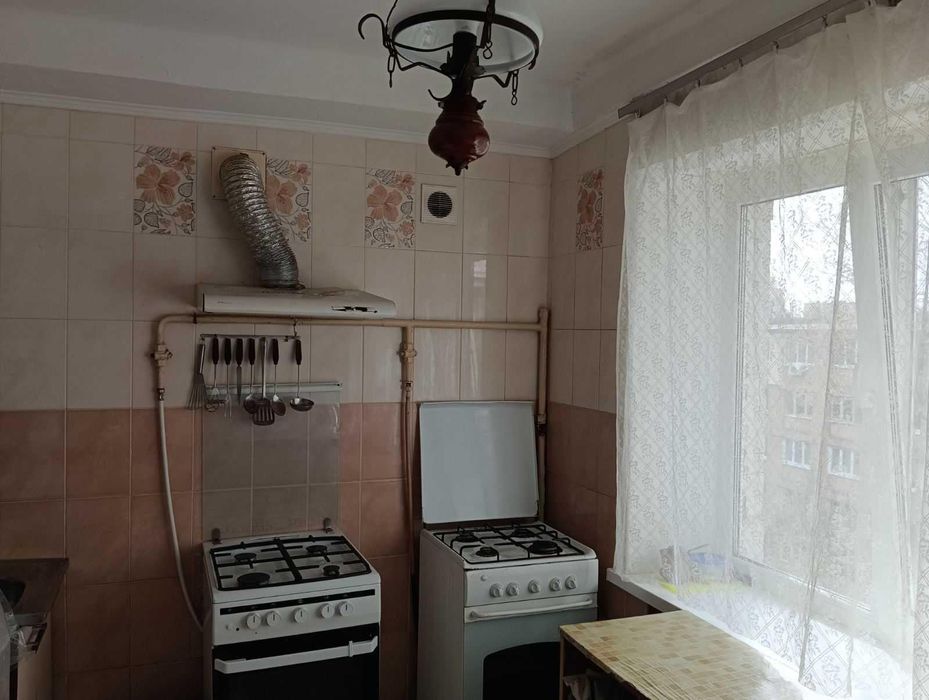 Продам кімнату Київ метро Академмістечко Житомирська