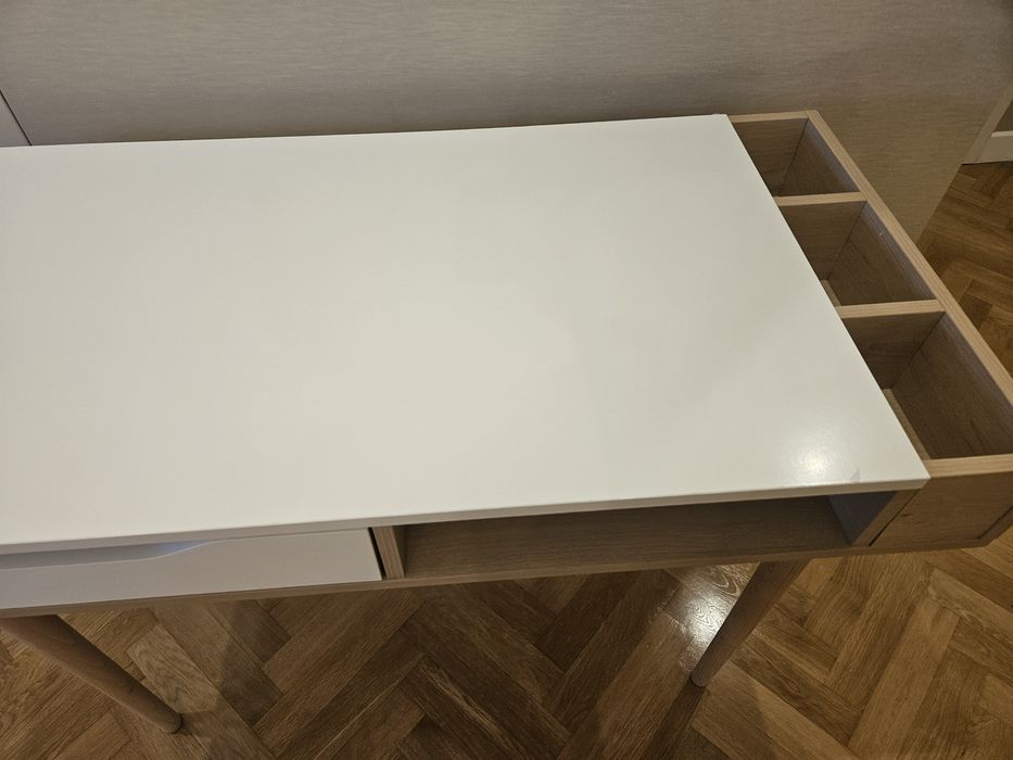 Biurko stolik w stylu skandynawskim stół szuflada