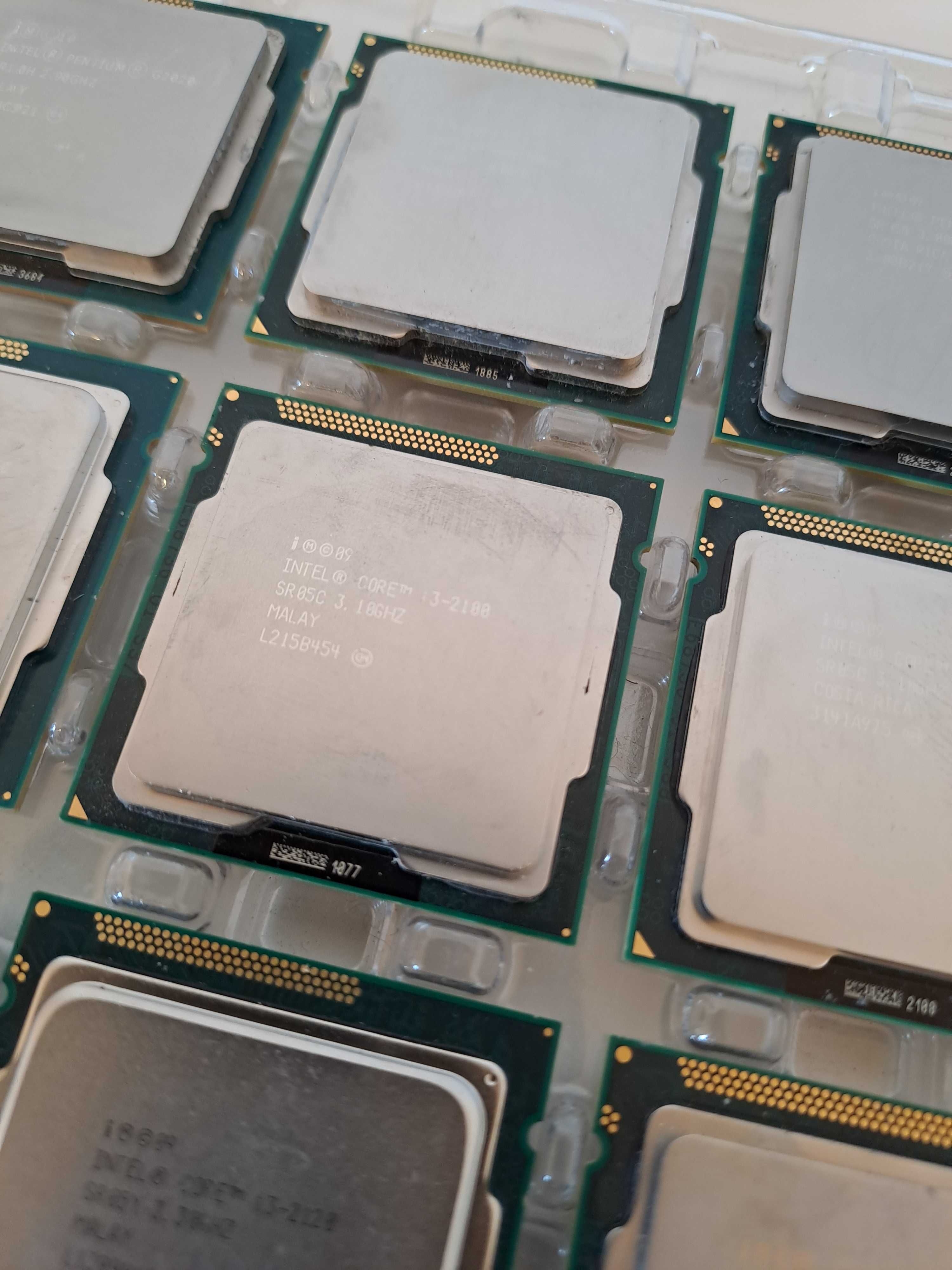 Lote de 19 CPUs da Intel (LGA 1156 / 1155 / 1150 / 1366)