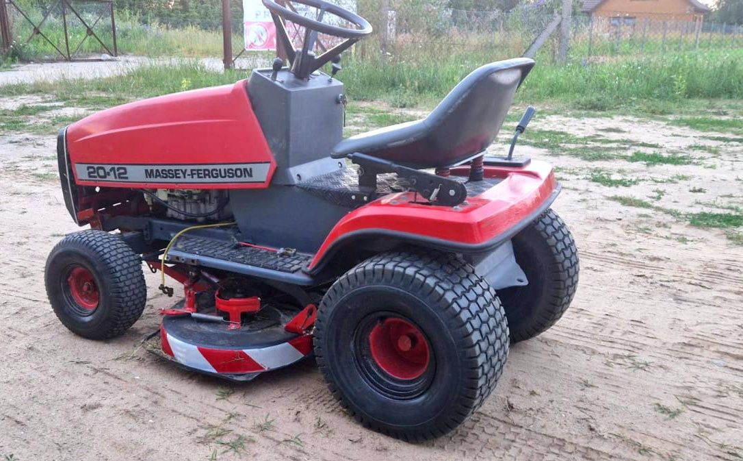 Traktorek/kosiarka/Briggs&stratton/Massey Ferguson