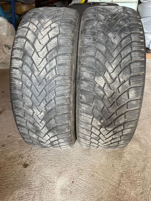 Зимові шини Continental 205/55 R16